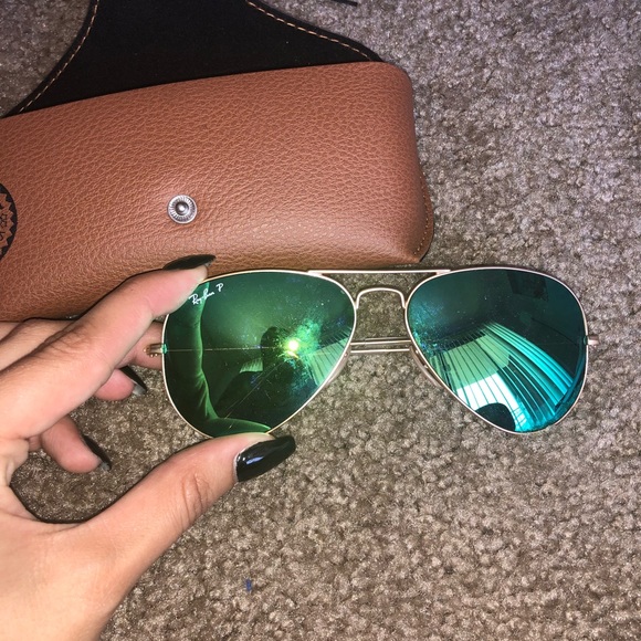 Green Flash Mirror Ray Bans - Picture 3 of 5